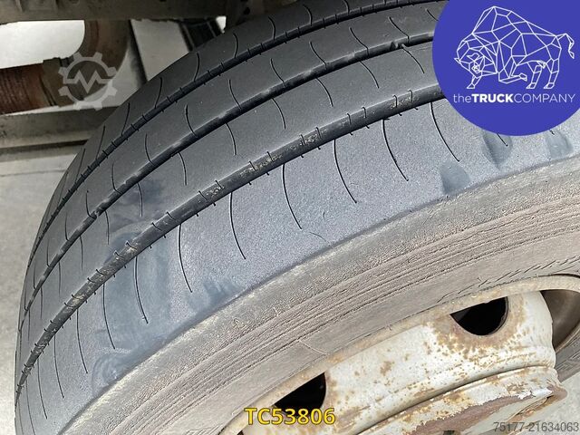 Tanker truck MAN L 2000 12.220