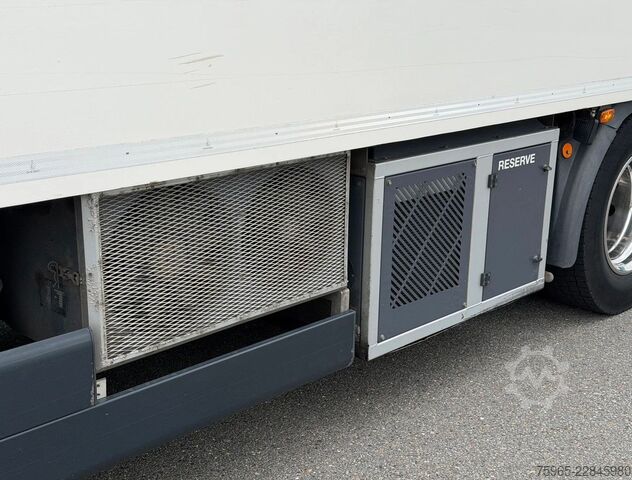 Refrigerated truck MAN TGX 26.500 FULL AIR ONLY 872.500 KM PARK COOLING