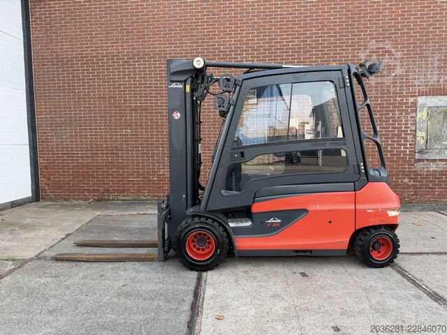 Carretilla eléctrica de 4 ruedas Linde E35L-01