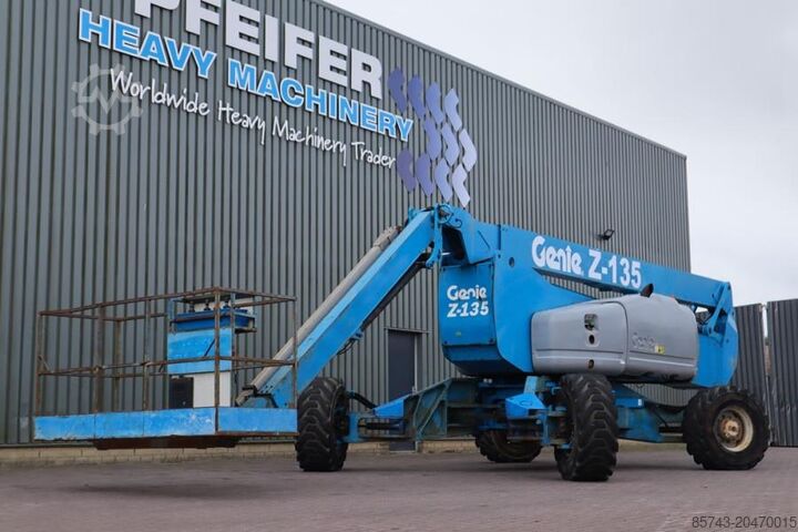 Articulated boom lift Genie Z135/70 Diesel, 4x4x4 Drive, 43m Lifting Height, 2