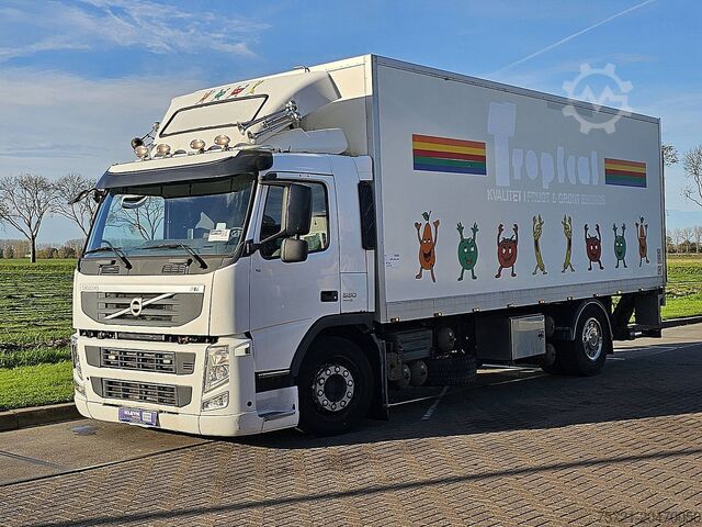 Maleta VOLVO FM 11.330 3 SEATS LIFT 290TKM