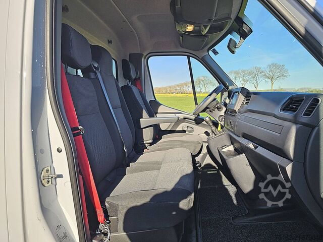 Bakwagen RENAULT MASTER 2.3 Bakwagen Laadklep!