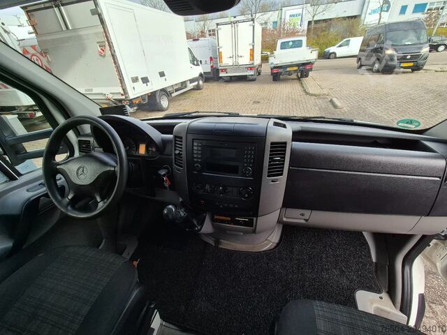 Closed box Mercedes-Benz Sprinter 513 CDI Koffer 21kub 130 pk Euro 5B GV...