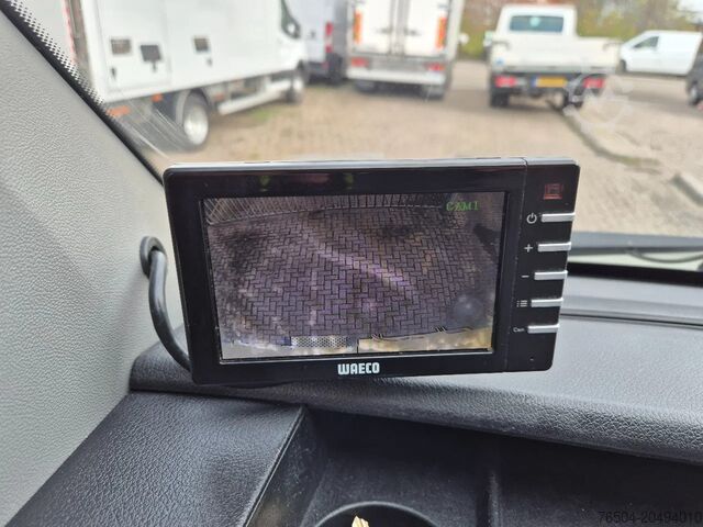 Closed box Mercedes-Benz Sprinter 513 CDI Koffer 21kub 130 pk Euro 5B GV...