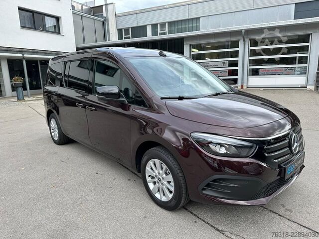 Minibus Mercedes-Benz EQT 200 lang 7 Sitzer Wartungspaket rubellitrot