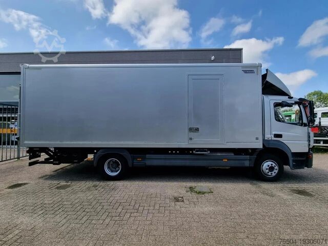Ferðatösku Mercedes-Benz Atego 1218 Koffer/ Ladebordwand/ Airco/ Grau Me...
