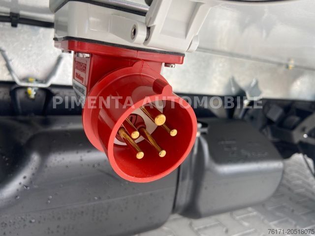 Fourgon isotherme frigorifique IVECO Daily 70C18H TK KOFFER ALUBODEN ROHRBAHN LBW AHK