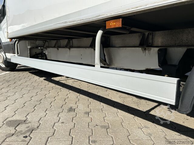 حقيبة سفر Ford Transit 2.0 TDCI Trend RWD / Box / Loadlift / F...
