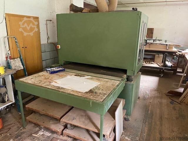 Lijadora de banda ancha / Máquina de velocidad constante Kündig Enorm Duplex 1350