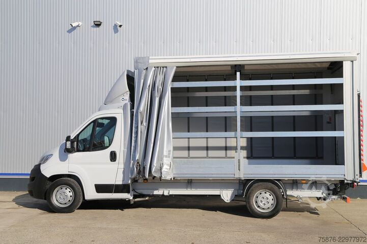 Furgone centinato Citroën Jumper Schiebeplane und LBW