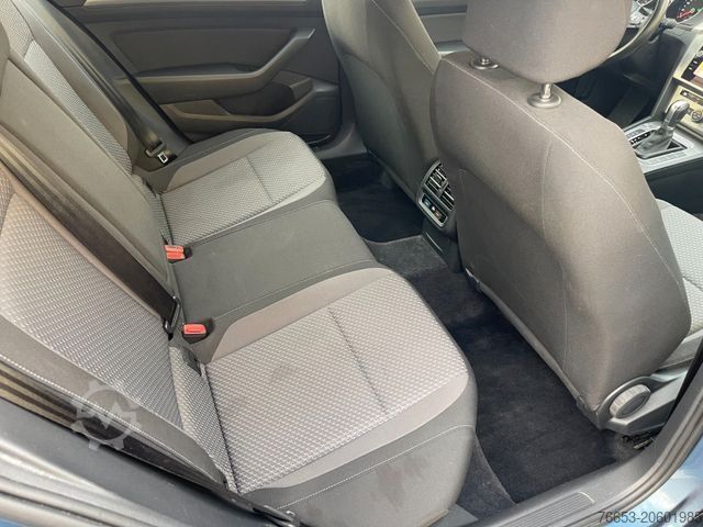 Μίνι λεωφορείο VOLKSWAGEN Passat Variant 110kw TDI DSG * Navi * Klimaauto.