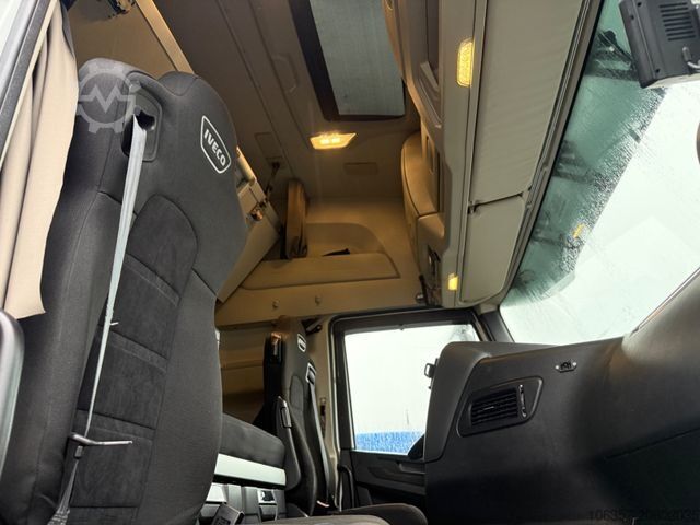 Nákladné vozidlo s výmennou nadstavbou IVECO S-WAY AS260S49Y/FP CM SDG BDF Retarder