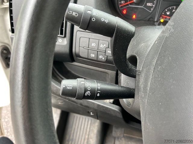 Korotettu pakettiauto CITROEN Jumper Kasten*L3H2*Klima*Navi*guter Zustand*AHK