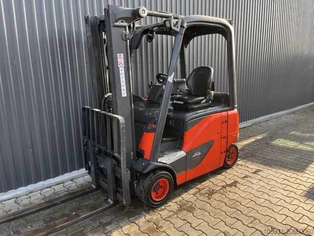 Elektro 4 Rad-Stapler Linde E20PH-02