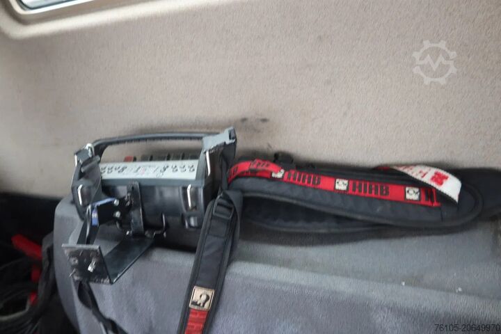 شاحنة رافعة MAN TGS 35.360 Kraanwagen + oprijwagen Hiab 228 E3