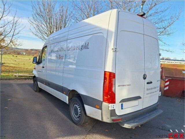 Xe van mui cao Mercedes-Benz Sprinter 317 CDI,L2H2,Automatik,Kamera,LED