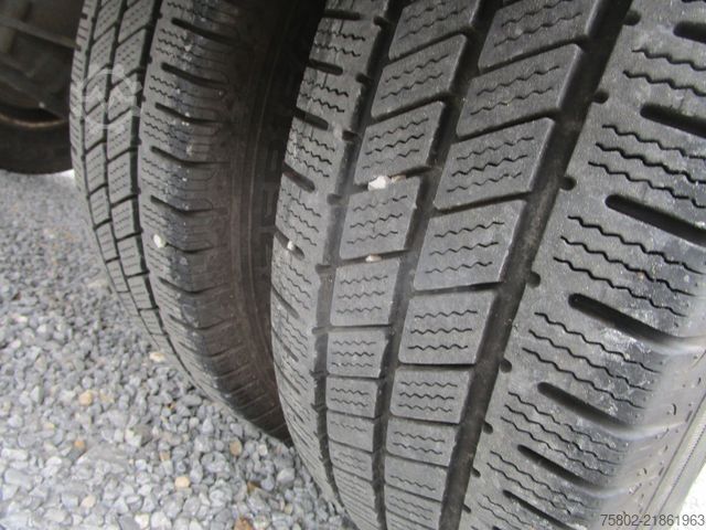 Furgão pick-up IVECO Daily 70C17 L*MAXI+KLIMA+5,20m.+Nutzlast 4.015kg