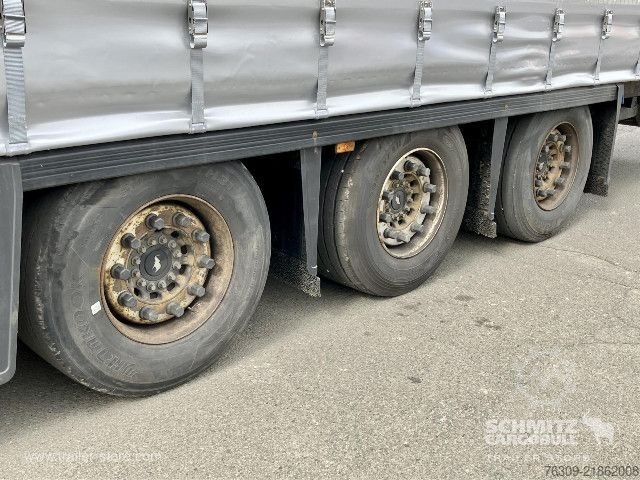 Otvorena poluprikolica sa ceradom Schmitz Cargobull Curtainsider Mega Staplerhalterung Getränke
