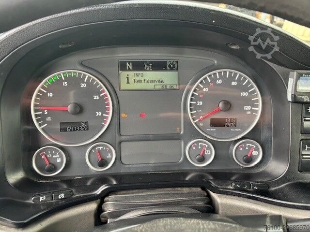 Camion à trois côtés basculants MAN 33.480 Kipper+HIAB 166-4