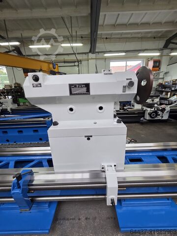 Máy tiện tâm Poreba TR 175B2 x 10.000