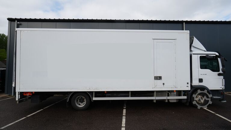 βαλίτσα MAN TGL 12.190 Closed box truck