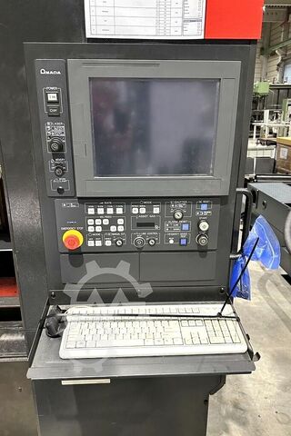 Máy cắt laser AMADA LCG3015
