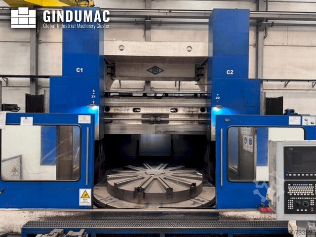 Máquina de torneamento vertical KOLOMNA 1532T