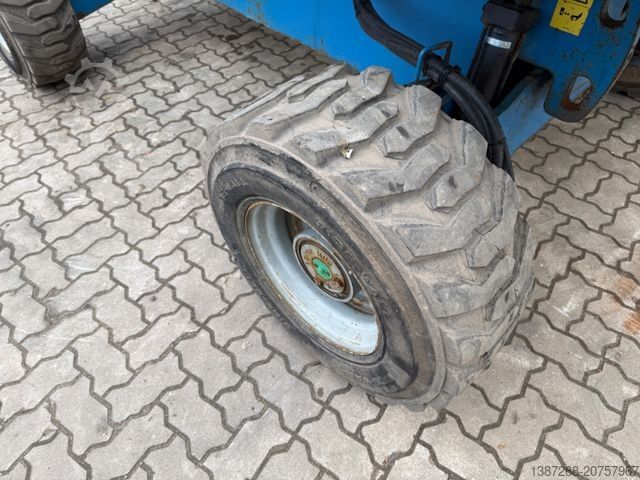 Plataforma de trabajo GENIE S45 / 4x4 Diesel / 15.7 Meter / 2015 BJ