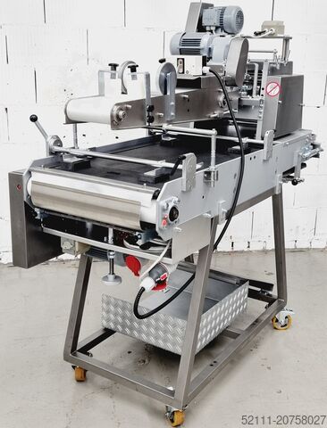 Kūgio apvyniojimo mašina Universum LWT 3/600