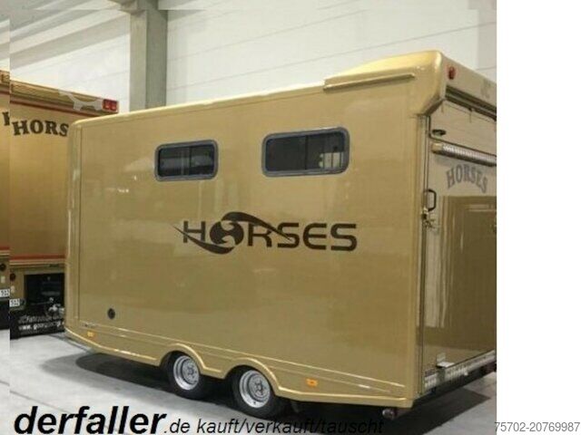 Ремарке за добитък Steinsberger 3-Pferdeanhänger mit Wohnung