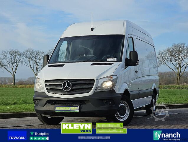 MERCEDES-BENZ SPRINTER 210