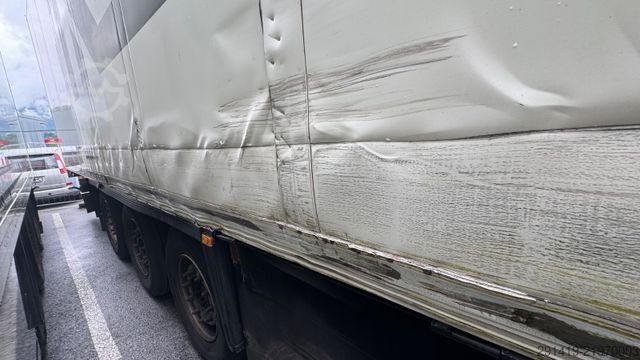 Semi-remorque frigorifique SCHMITZ CARGOBULL SCB S3B Kühlkoffer Bj 2020