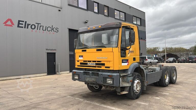  Iveco Eurotrakker 260 E 30 (MANUAL PUMP / POMPE MANUE...