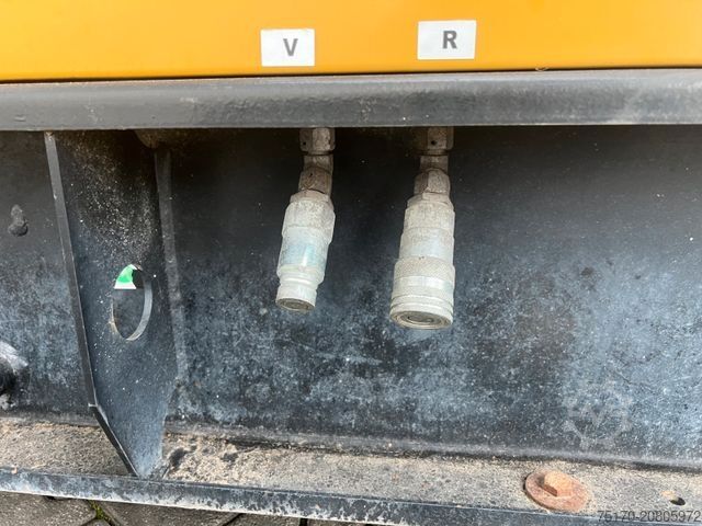 Iný CATERPILLAR DE110E3 Stromerzeuger / 100KVA / 2018 / 15.403h