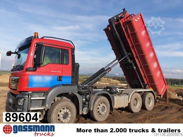 Roll-off tipper truck MAN TGS 32.420 8x4 BL