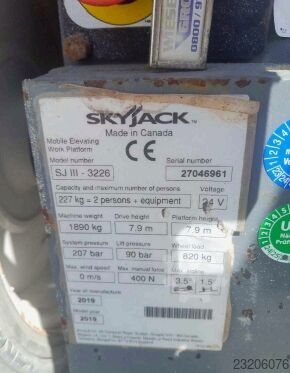 Arbetsplattform sax Skyjack SJ III 3226 Elektro 9,90 m