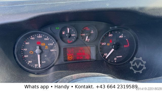 Transporter mit Pritsche & Plane IVECO Daily 50C35 Doka Pritsche Plane Bj 2017