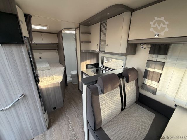 Xe căm trai bán tích hợp HOBBY Optima OnTour T65 FL