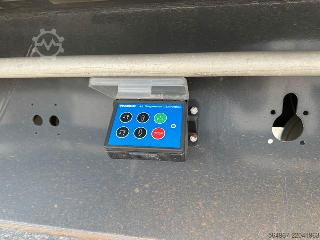 Trailer truk bak jungkit REISCH RHKS-3-SG13 Kippmulde 50m3 Schrottmulde Abbruch