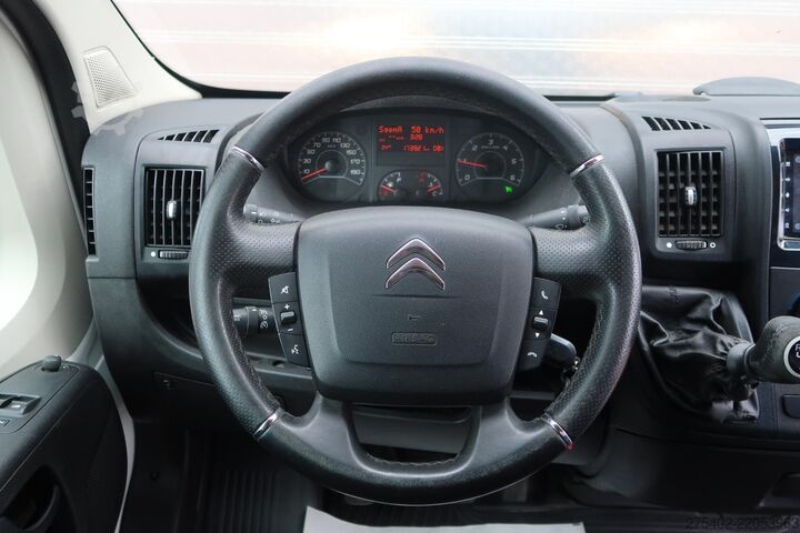 Kombi s vysokou střechou Citroen Jumper 30 2.2 BlueHDi 140 L2H1 Club IMPERIAAL/ ...