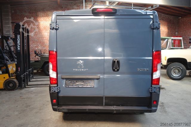 Slēgtais furgons PEUGEOT Boxer Kasten L1 H1 Klima Kamera Tempo Tüv E6