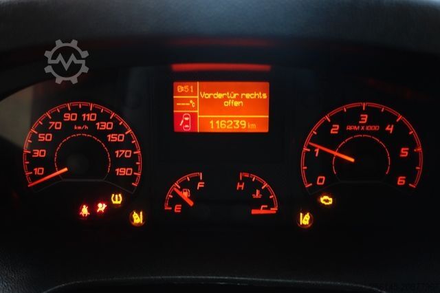 Slēgtais furgons PEUGEOT Boxer Kasten L1 H1 Klima Kamera Tempo Tüv E6