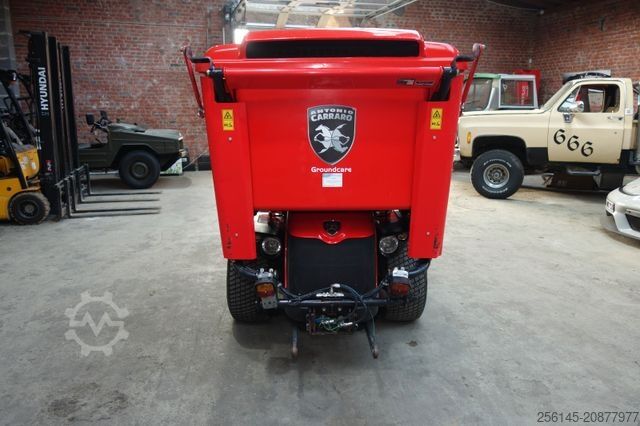 Sonstige CARRARO TTR 4400 Traktor 4x4 Inkl. Mähwerk/Winterdienst