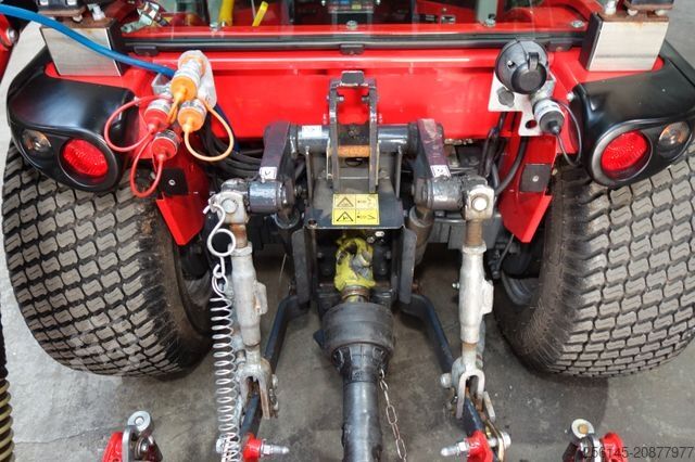 Sonstige CARRARO TTR 4400 Traktor 4x4 Inkl. Mähwerk/Winterdienst