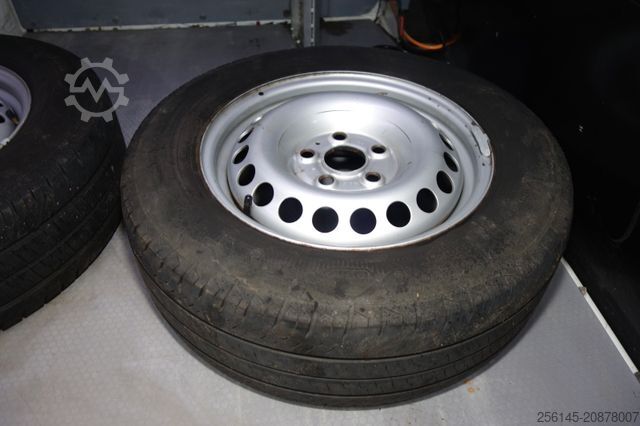 Kleinbus VOLKSWAGEN T6 4x4 L1H1 Standheizung Sortimo AHK Klima Navi