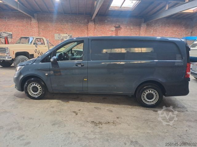 Minibus MERCEDES-BENZ Vito Kasten 110 Kamera Tempom. Klima Tüv neu E6