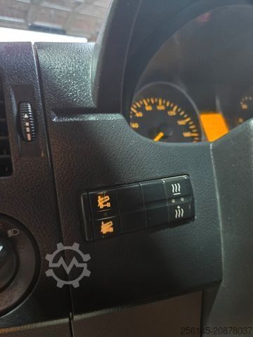 Minibus MERCEDES-BENZ Sprinter DoKa 3 S Kipper 515 CDI AHK  7 Sitze