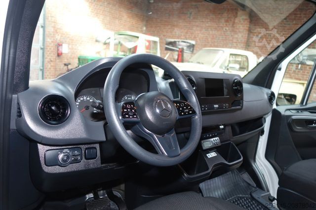 Xe tải thùng lạnh MERCEDES-BENZ Sprinter Tiefkühler -25 C°RWD 317 Tüv Neu Klima