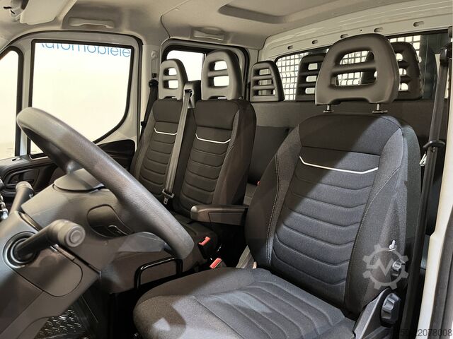Платформен ван с двойна кабина Iveco Daily 35S16 2.3 375 DC 7 pers. Open Laadbak / E...