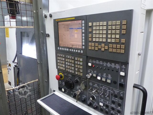 Centro de torneamento e fresagem CNC NAKAMURA TOME WT 100 MM / Robot Loading
